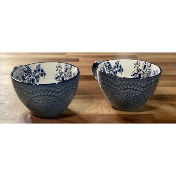 Gabriela Blue Pfaltzgraff 2 Coffee Cups Blue Flowers inside Raised Design - Picture 6 of 10